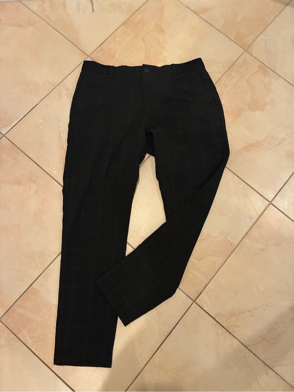 Zara Men’s Black Plaid Pants